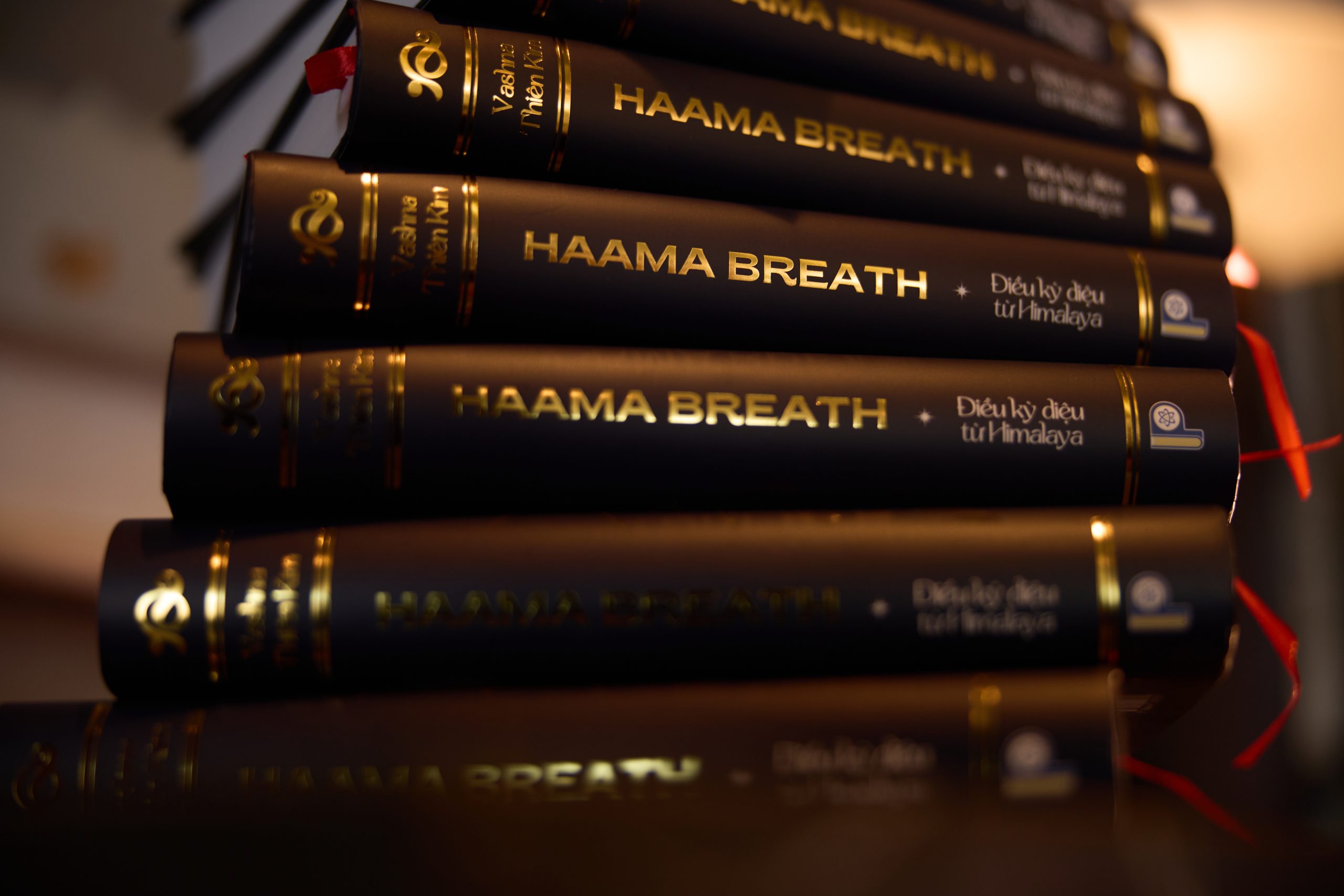 Lời bình về sách Haama Breath: Một tác phẩm chữa lành giàu chiều sâu triết lý và giá trị cho thời đại khủng hoảng