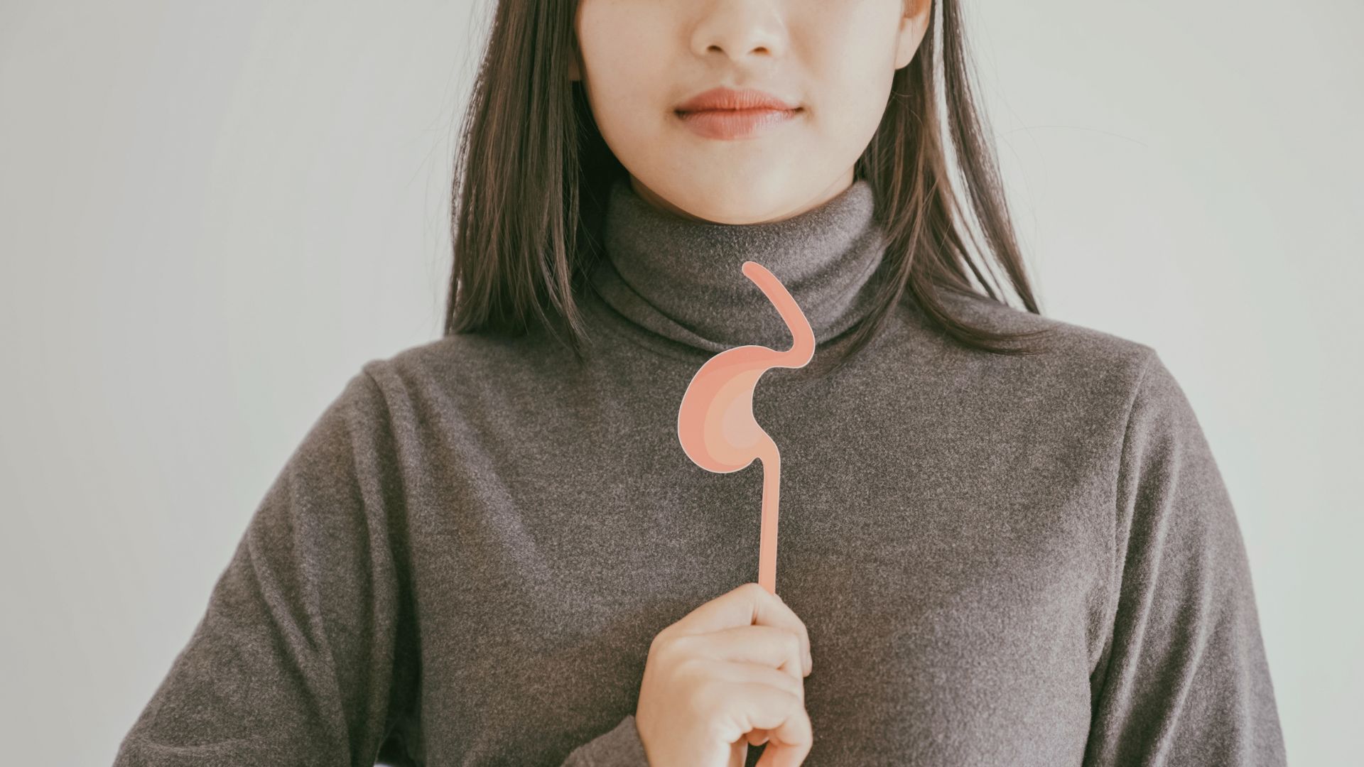 TRÀO NGƯỢC DẠ DÀY (GERD): Khi Stress & Thở Sai Cách Khiến Axit “Trào Ngược” Lên Cổ Họng